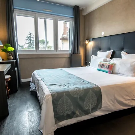 Hotel The Originals City, Rive Droite, 3*