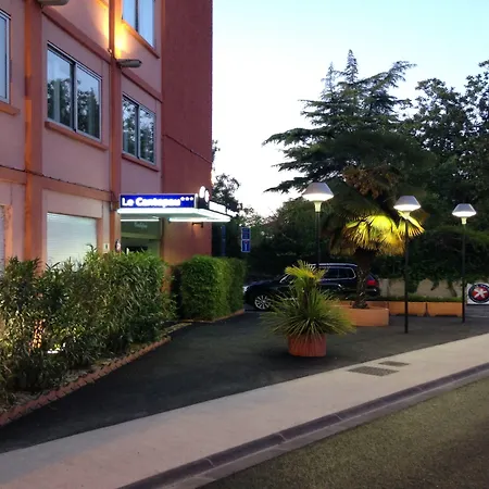 Отель The Originals City, Rive Droite, 