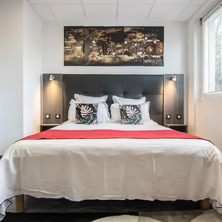 Hotel The Originals City, Rive Droite, 