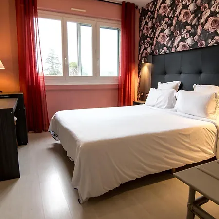 Hotel The Originals City, Rive Droite, 